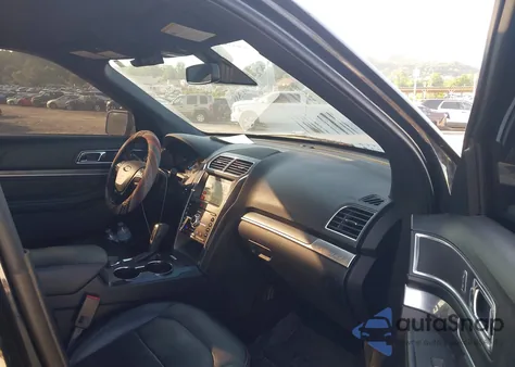 2019 Ford Explorer Sport z USA, uszkodzony, nr VIN 1FM5K8GT2KGA68398